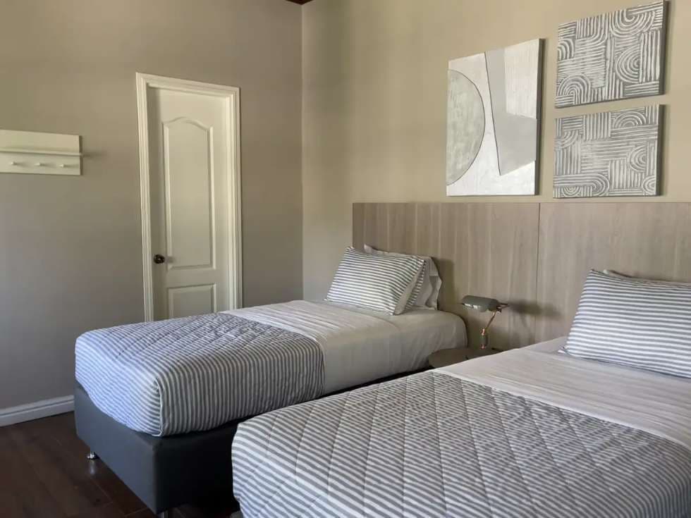 Habitación con dos camas individuales